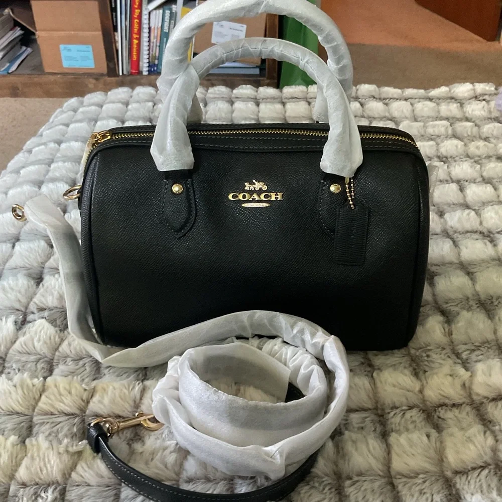BNWT. Coach Rowan Black Satchel with Gold Hardware - Picture 7 of 8